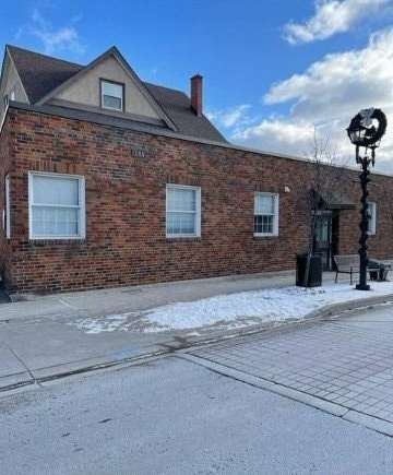 145 Main St S, Newmarket, Ontario, Central Newmarket