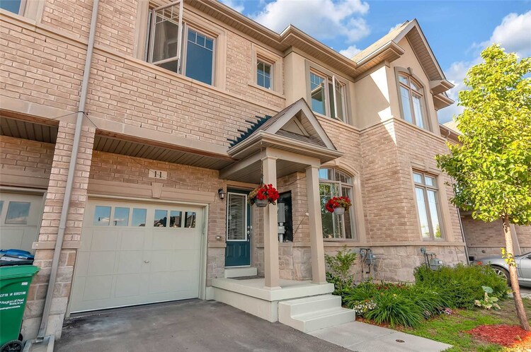 11 Oliana Way, Brampton, ON, Bram West