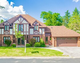 6 Village Squire Lane, York, ON , MLS #N13030972 , Image - 1