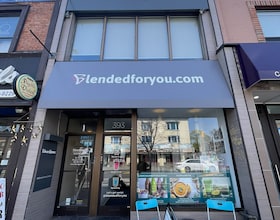 393 Danforth Ave, Toronto, Ontario