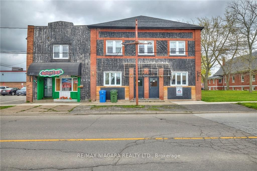 3876 Main St, Niagara Falls, Ontario, 