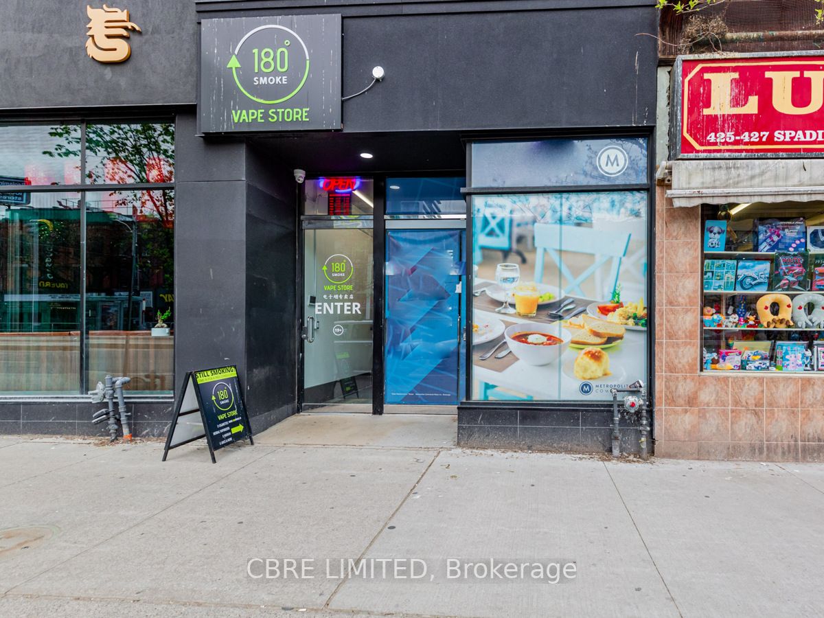 429 Spadina St, Toronto, Ontario, Kensington-Chinatown