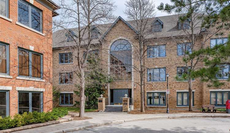 2904 South Sheridan Way, Oakville, Ontario, Clearview