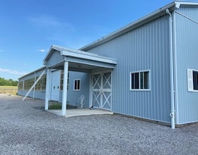 18719 Warden Ave, York, Ontario , MLS #N6042479 , Image - 1
