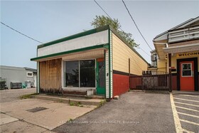 17 Southworth St N, Niagara, Ontario , MLS #X6624396 , Image - 1
