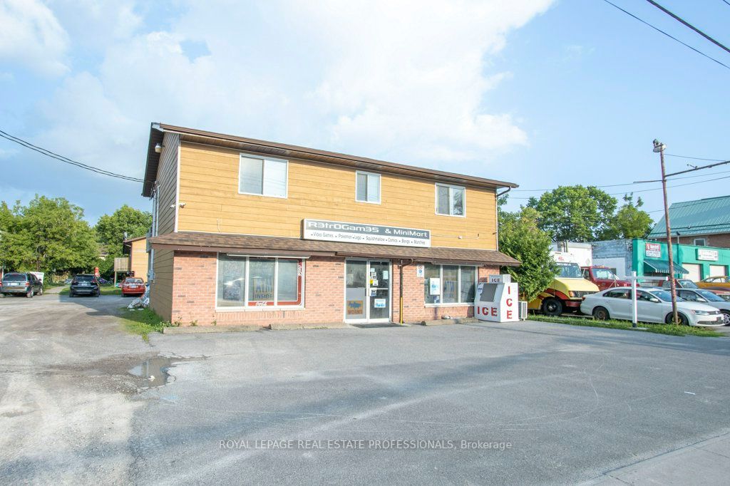 67 Main St, Kawartha Lakes, Ontario, Bobcaygeon