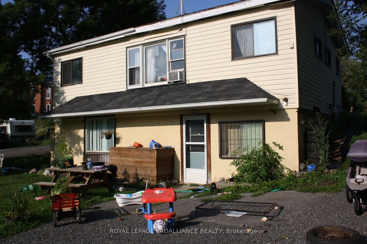 6682 Wheeler St E, Stone Mills, Ontario, 