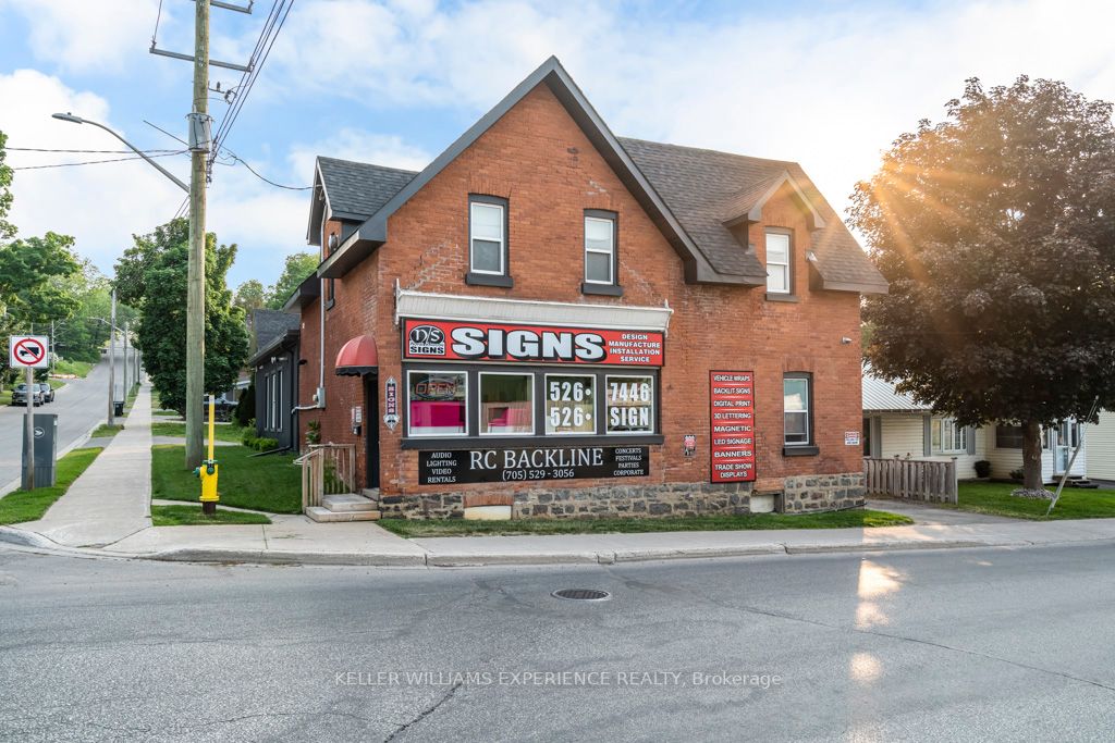 206 Fourth St, Midland, Ontario, Midland