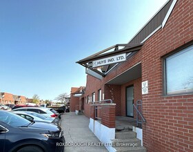 175 Toryork Dr W, Toronto, Ontario , MLS #W6749456 , Image - 1
