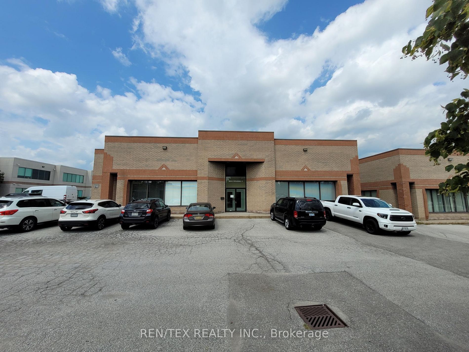 2800 Langstaff Rd, Vaughan, Ontario, Concord