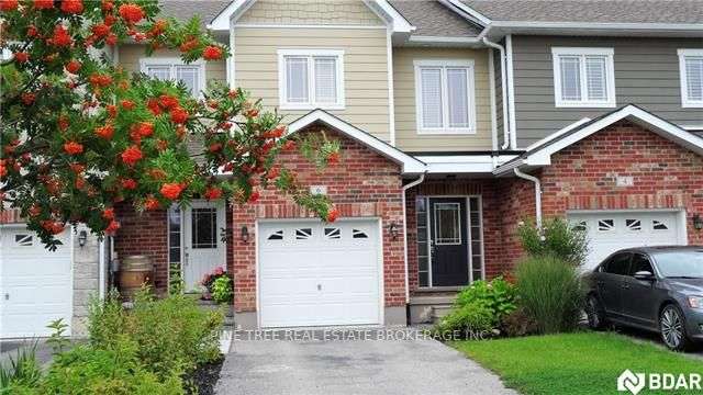 6 Claudio Cres, Barrie, Ontario, Holly