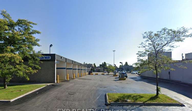 75 Commercial Ave, Ajax, Ontario, South West