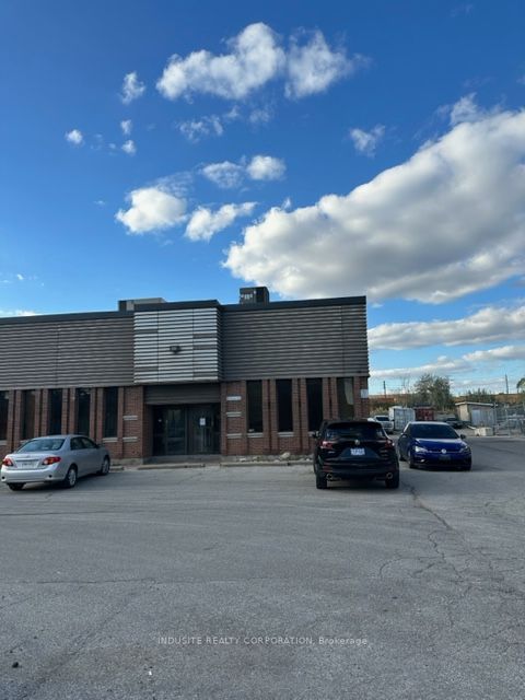 22 Guided Crt, Toronto, Ontario, West Humber-Clairville