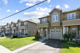 89 Penny Lane, Hamilton, ON , MLS #X13744568 , Image - 1