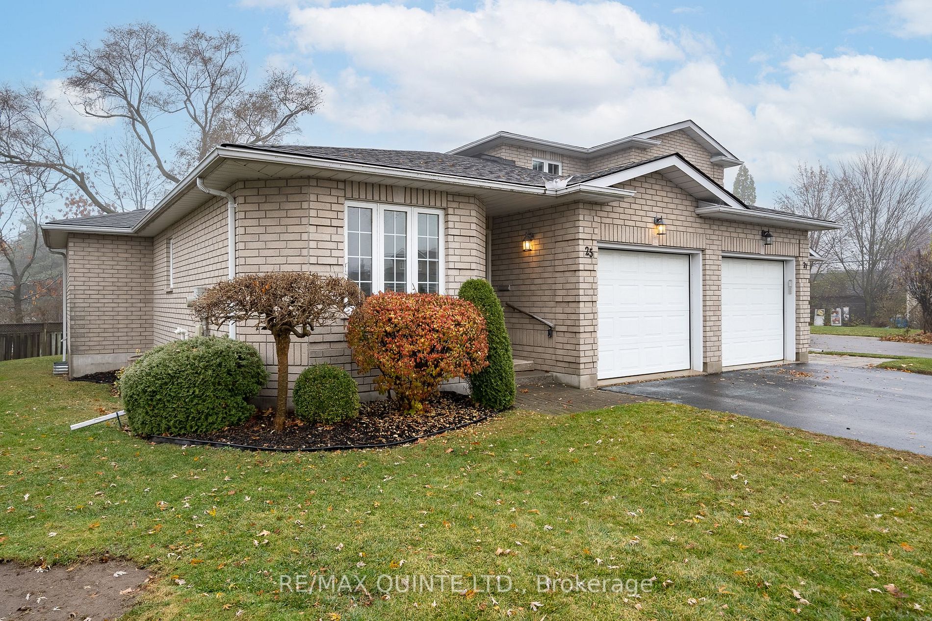 25 Pinegrove Crt, Belleville, Ontario, 