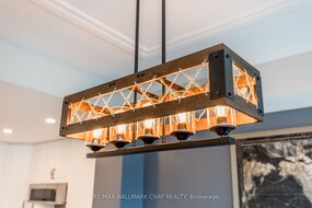 6 Toronto St