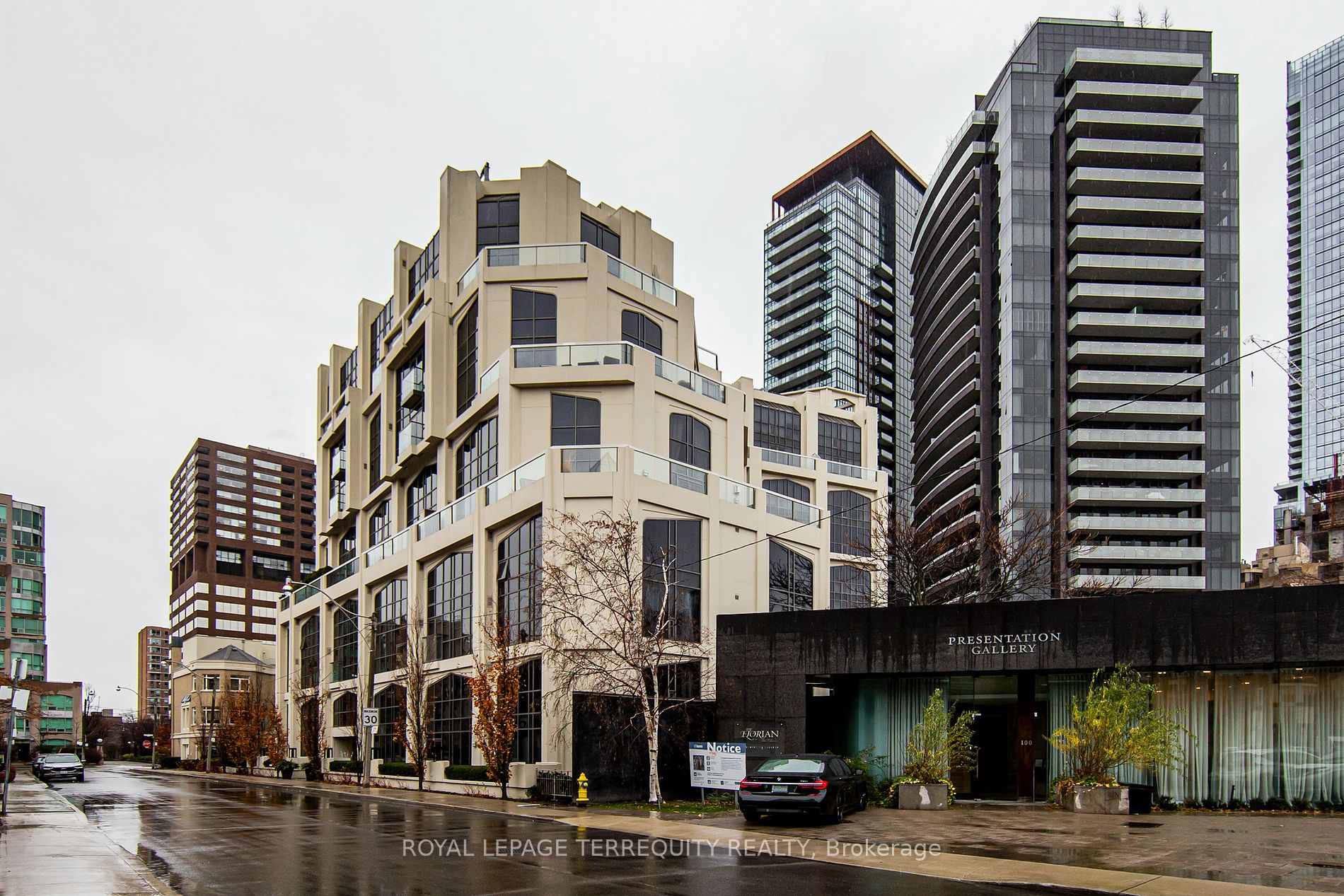 3 Mcalpine St, Toronto, Ontario, Annex