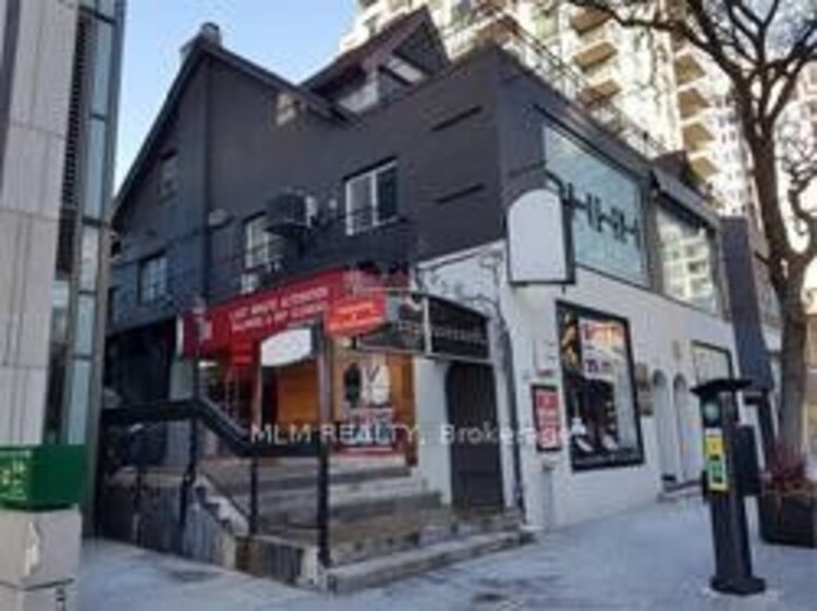 88 Yorkville Ave, Toronto, Ontario, Annex