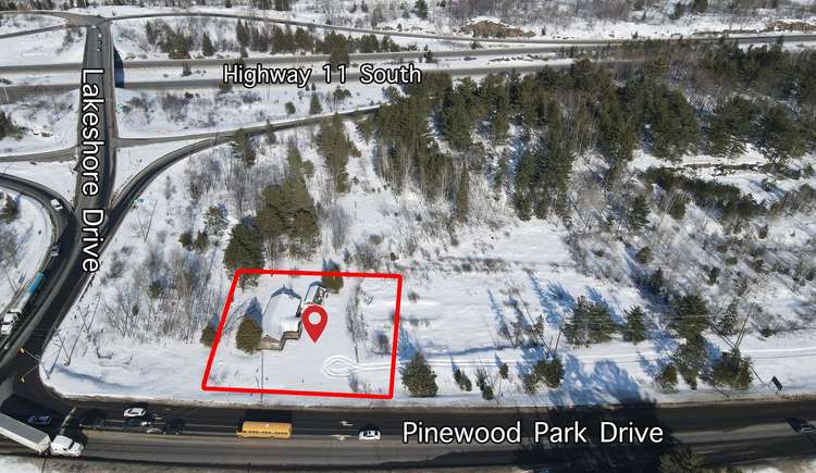 18 Pinewood Park Dr, North Bay, Ontario, 