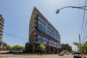 319 Carlaw Ave