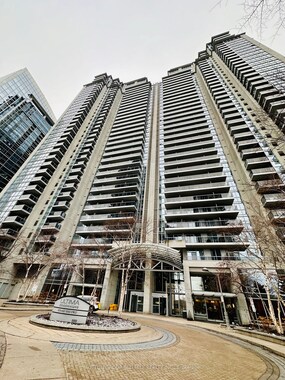 4968 Yonge St