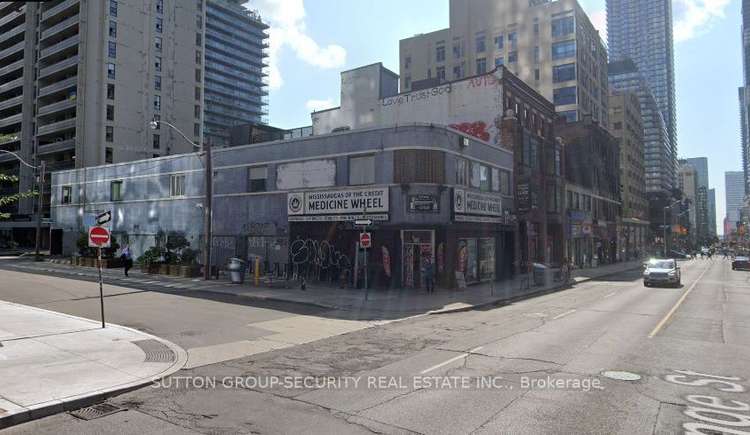 579 Yonge St, Toronto, Ontario, Bay Street Corridor