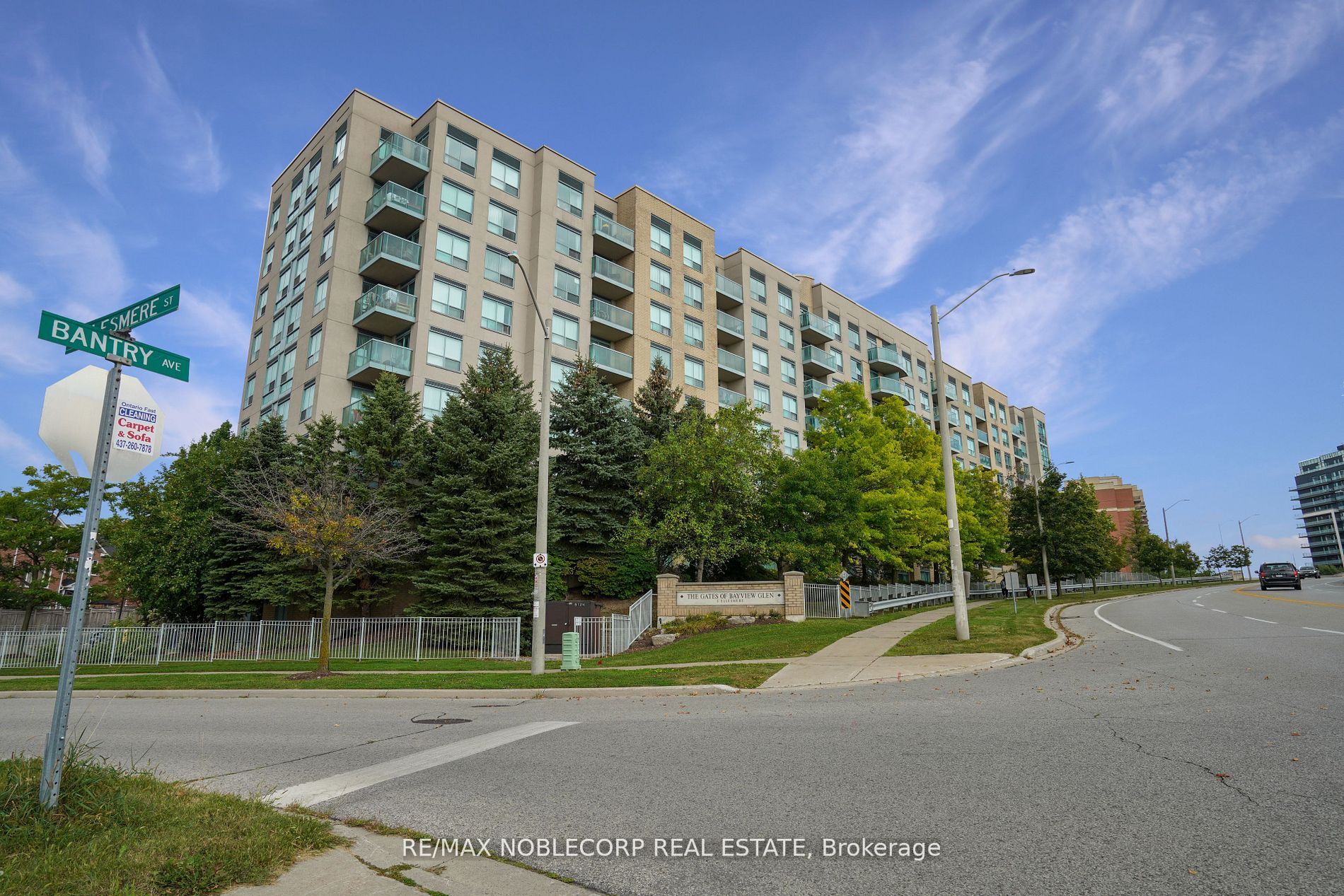 3 Ellesmere St, Richmond Hill, Ontario, Langstaff