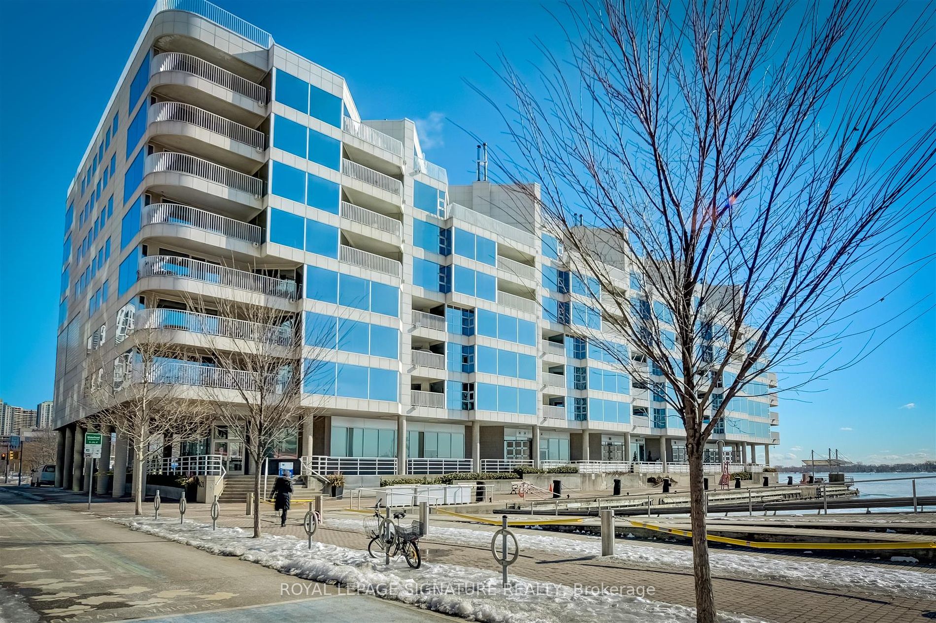 401 Queens Quay W, Toronto, Ontario, Waterfront Communities C1