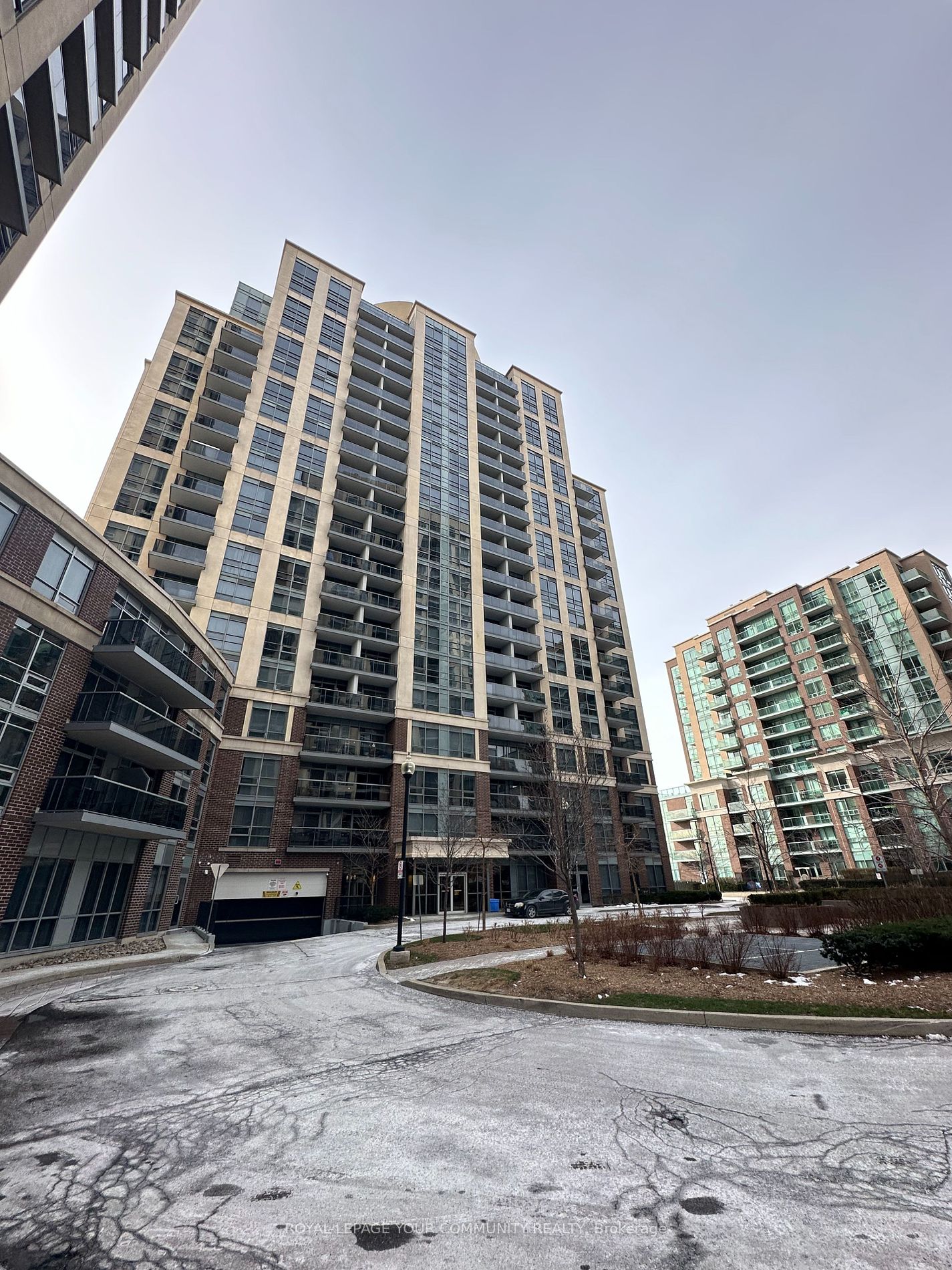 1 Michael Power Pl, Toronto, Ontario, Islington-City Centre West