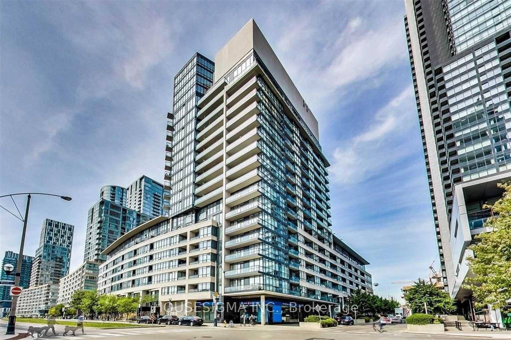 8 Telegram Mews, Toronto, Ontario, Waterfront Communities C1