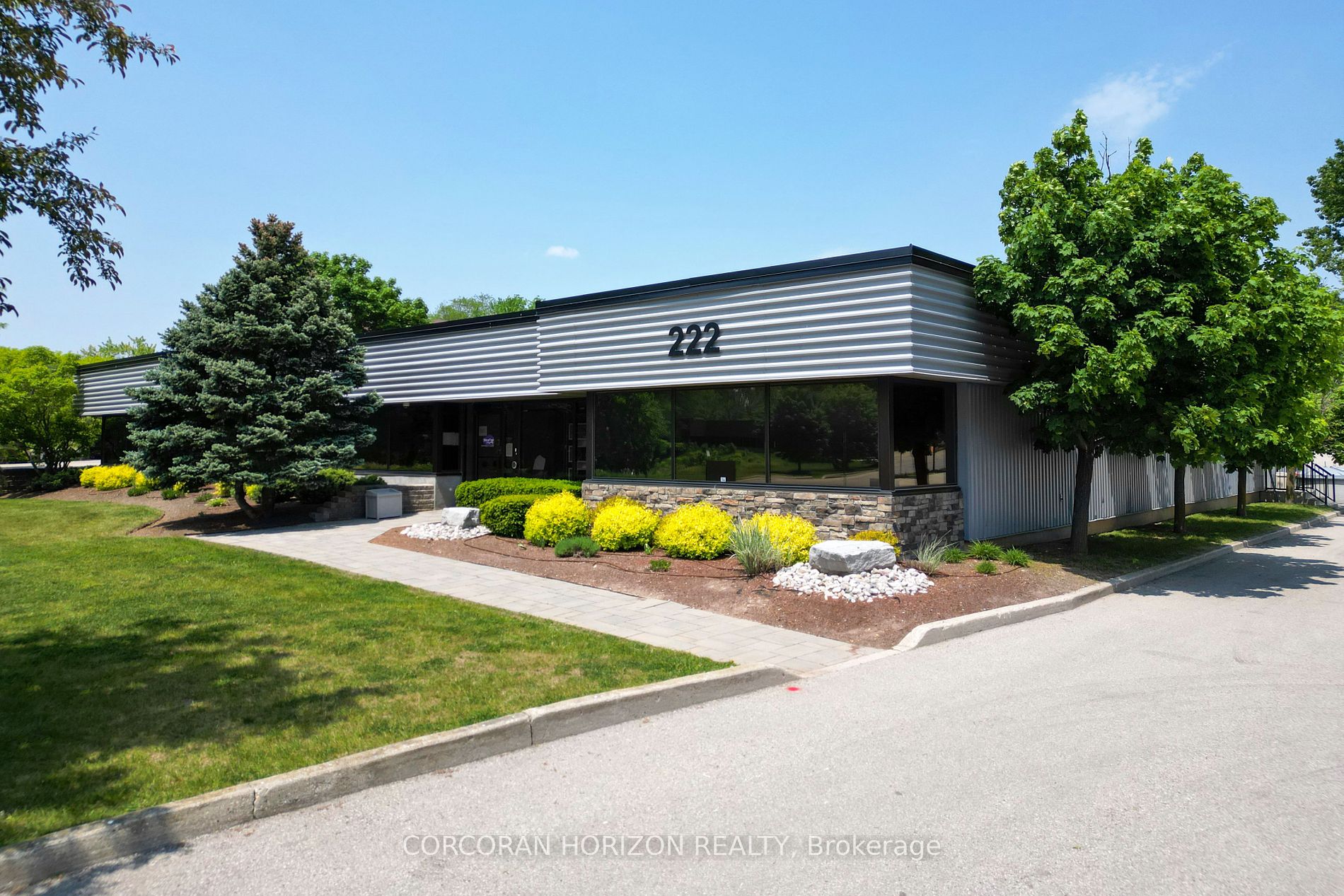 222 Mcintyre Dr, Kitchener, Ontario, 