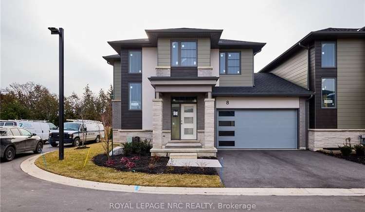 24 Grapeview Dr, St. Catharines, Ontario, 