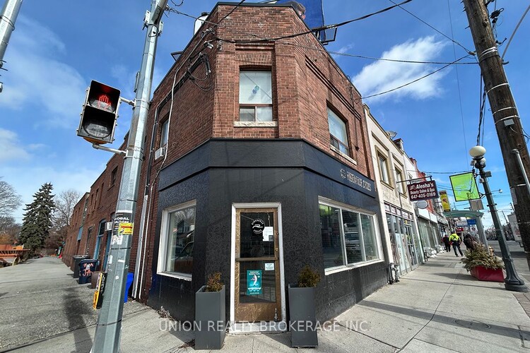 1390 Gerrard St E, Toronto, Ontario, Greenwood-Coxwell