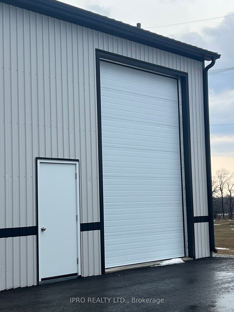 560 Anne St N, Springwater, Ontario, Rural Springwater