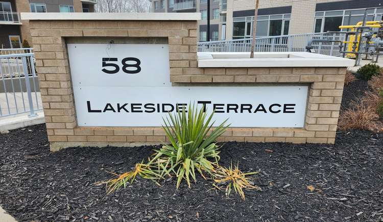 58 Lakeside Terr S, Barrie, Ontario, Little Lake