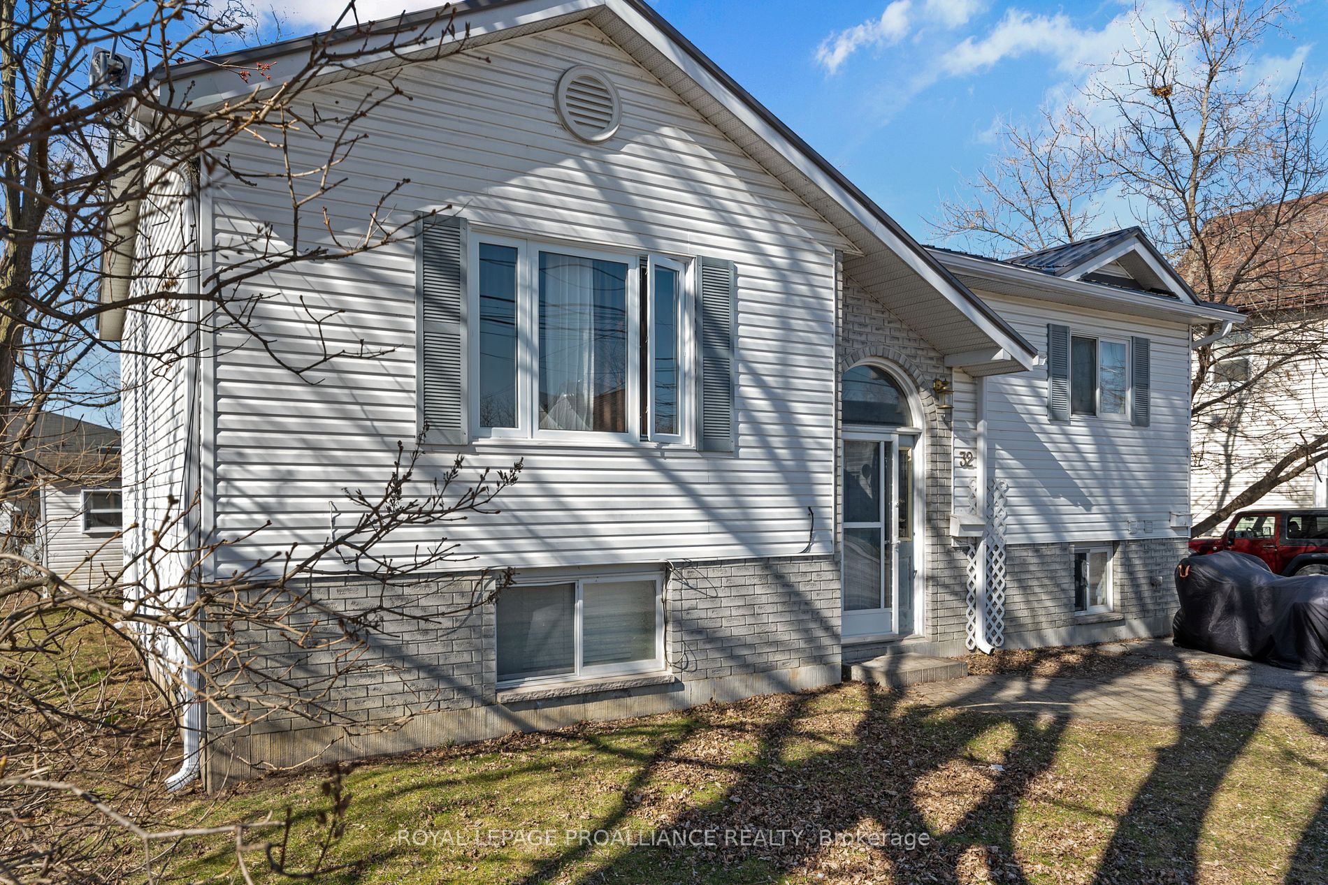 32 Johnson St, Belleville, Ontario, 