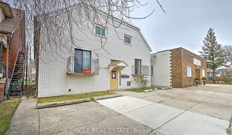 1042 Langlois Ave, Windsor, Ontario, 