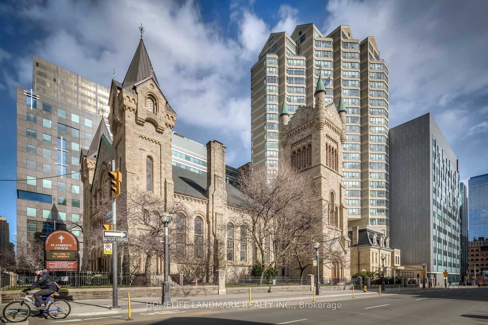 71 Simcoe St, Toronto, Ontario, Bay Street Corridor