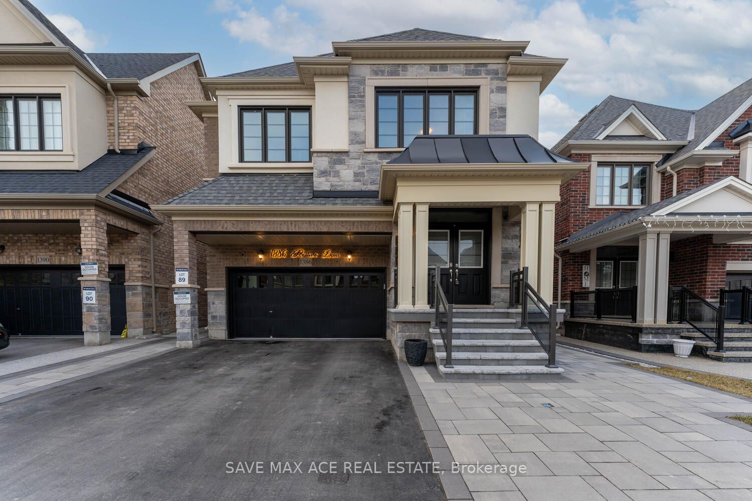 1386 Restivo Lane, Milton, Ontario, Ford