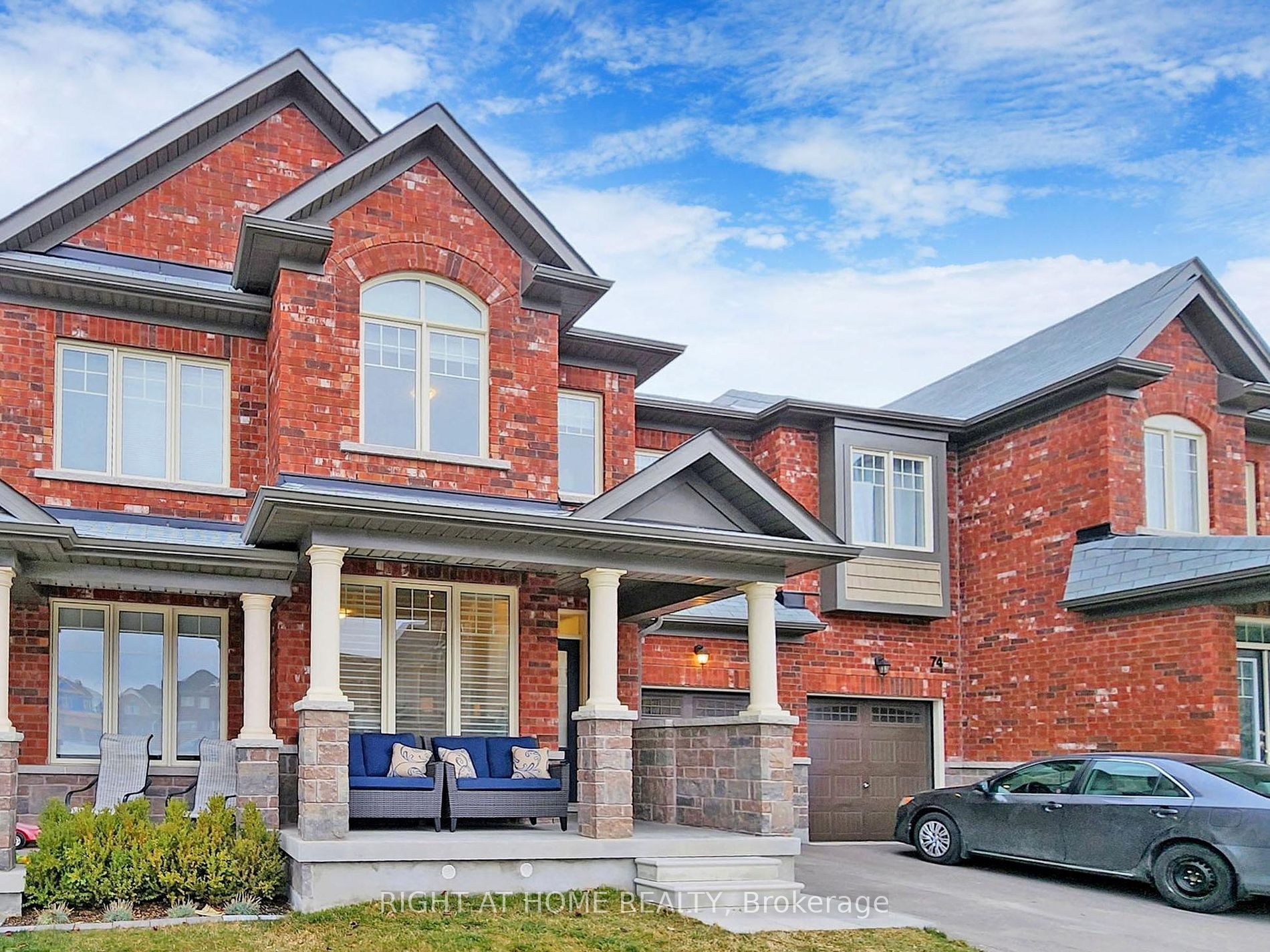 72 Haskins Cres, ON L4P 0H5 MLS N8153240