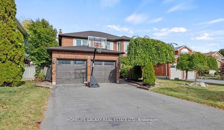 11 Chatsworth Cres, Whitby, Ontario, Rolling Acres