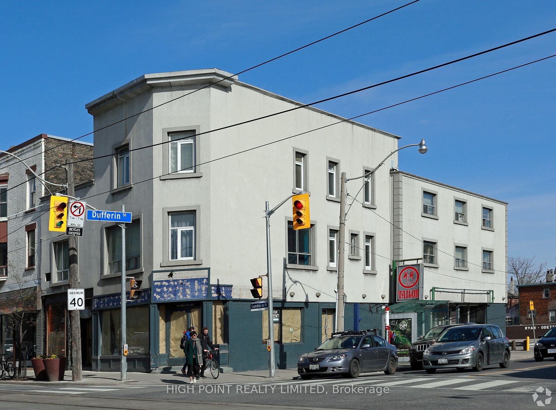 1484 Dundas St W, Toronto, Ontario, Little Portugal