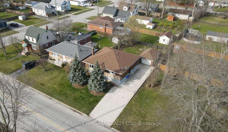219 Central Ave, Fort Erie, Ontario, 