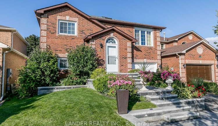26 Finlay Rd, Barrie, Ontario, West Bayfield