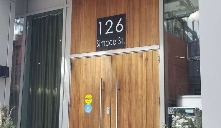 126 Simcoe St, Toronto, Ontario, Waterfront Communities C1