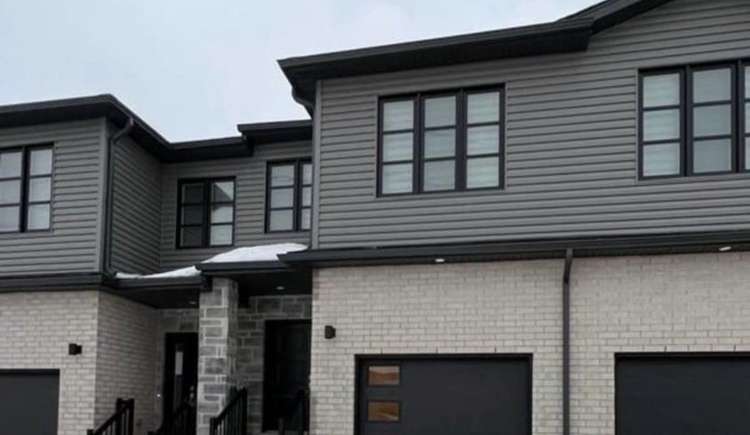 311 Chapel Hill Dr, Kitchener, Ontario, 