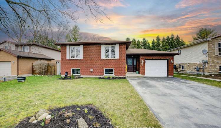343 Jeremys Cres, Wellington North, Ontario, Mount Forest