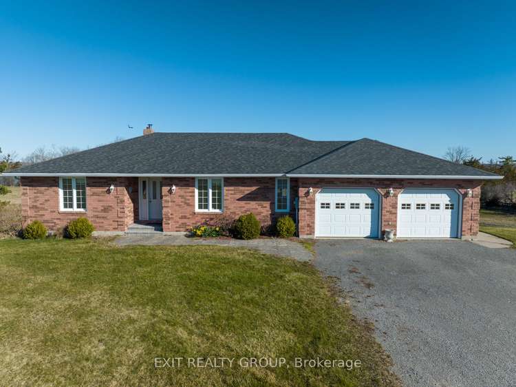 5864 County Rd 1, Prince Edward County, Ontario, Hillier