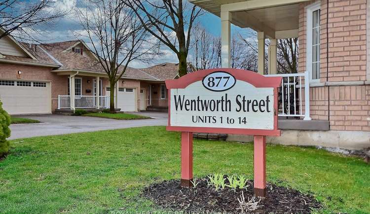 877 Wentworth St, Peterborough, Ontario, Otonabee