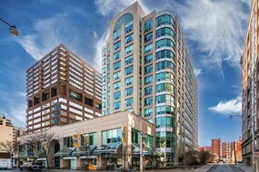 942 Yonge St